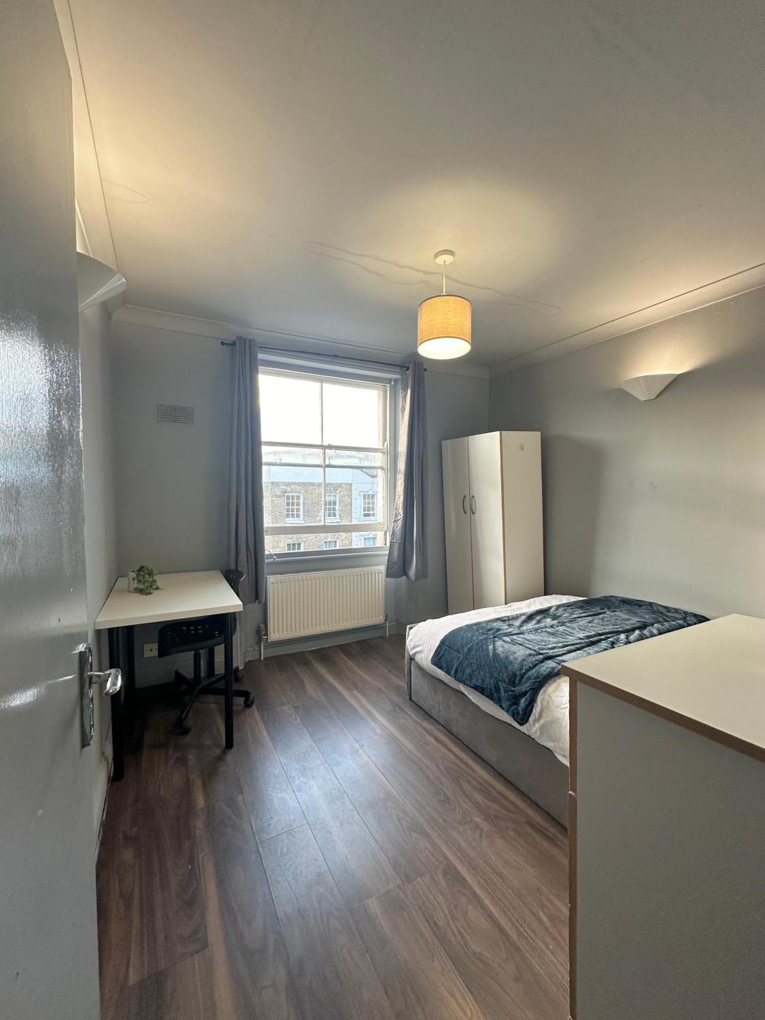Luxury Room In A 4 Bedroom Flat! 4 Minutes Walk To Kingscross, St Pancras Лондон Екстер'єр фото