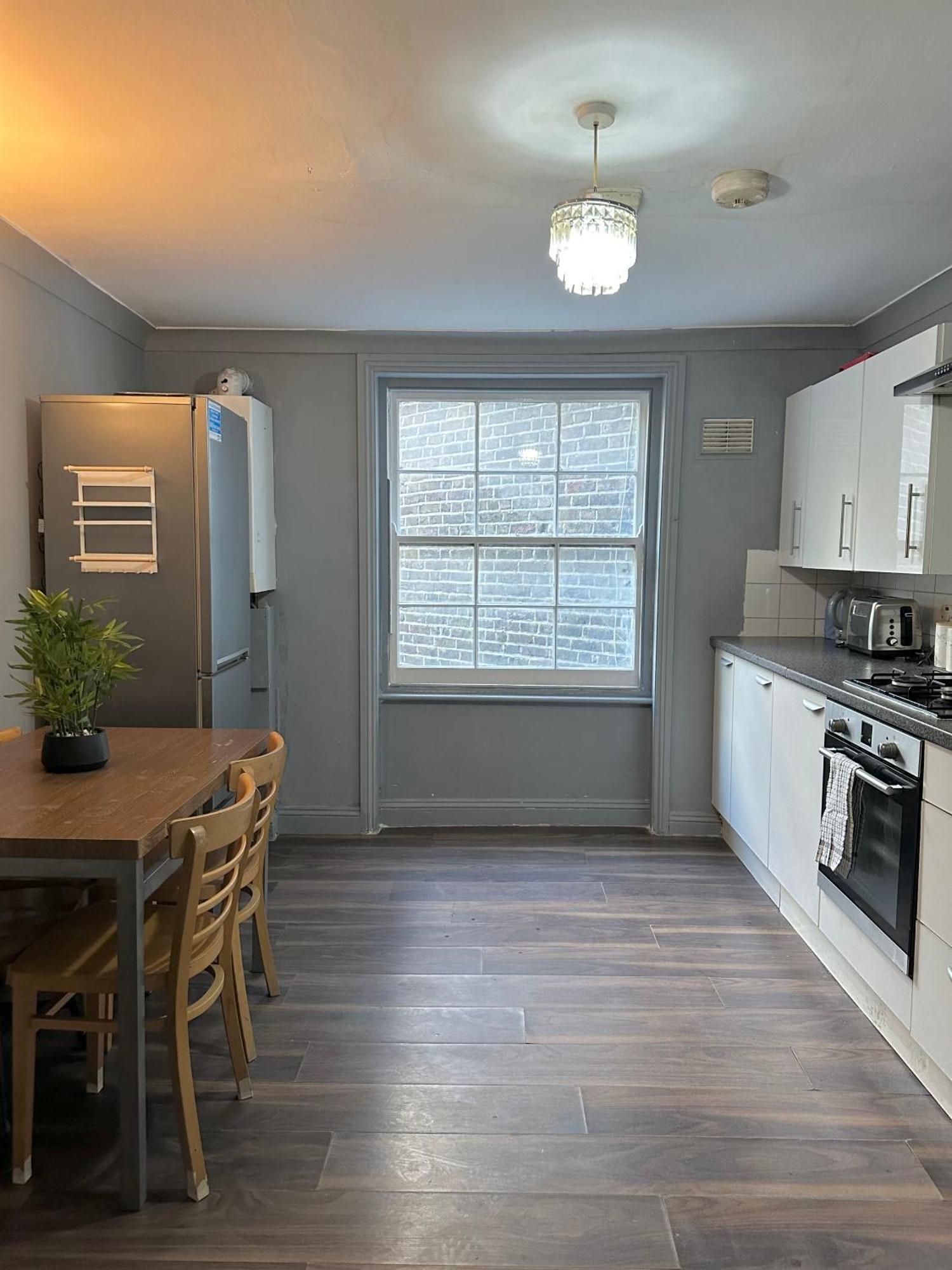 Luxury Room In A 4 Bedroom Flat! 4 Minutes Walk To Kingscross, St Pancras Лондон Екстер'єр фото