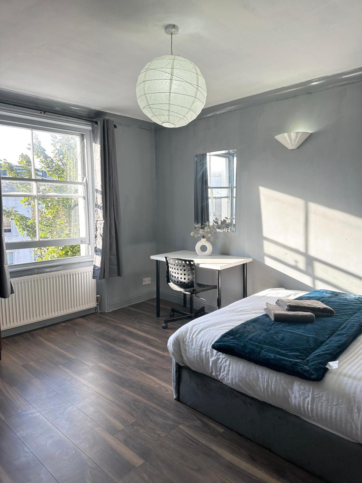 Luxury Room In A 4 Bedroom Flat! 4 Minutes Walk To Kingscross, St Pancras Лондон Екстер'єр фото