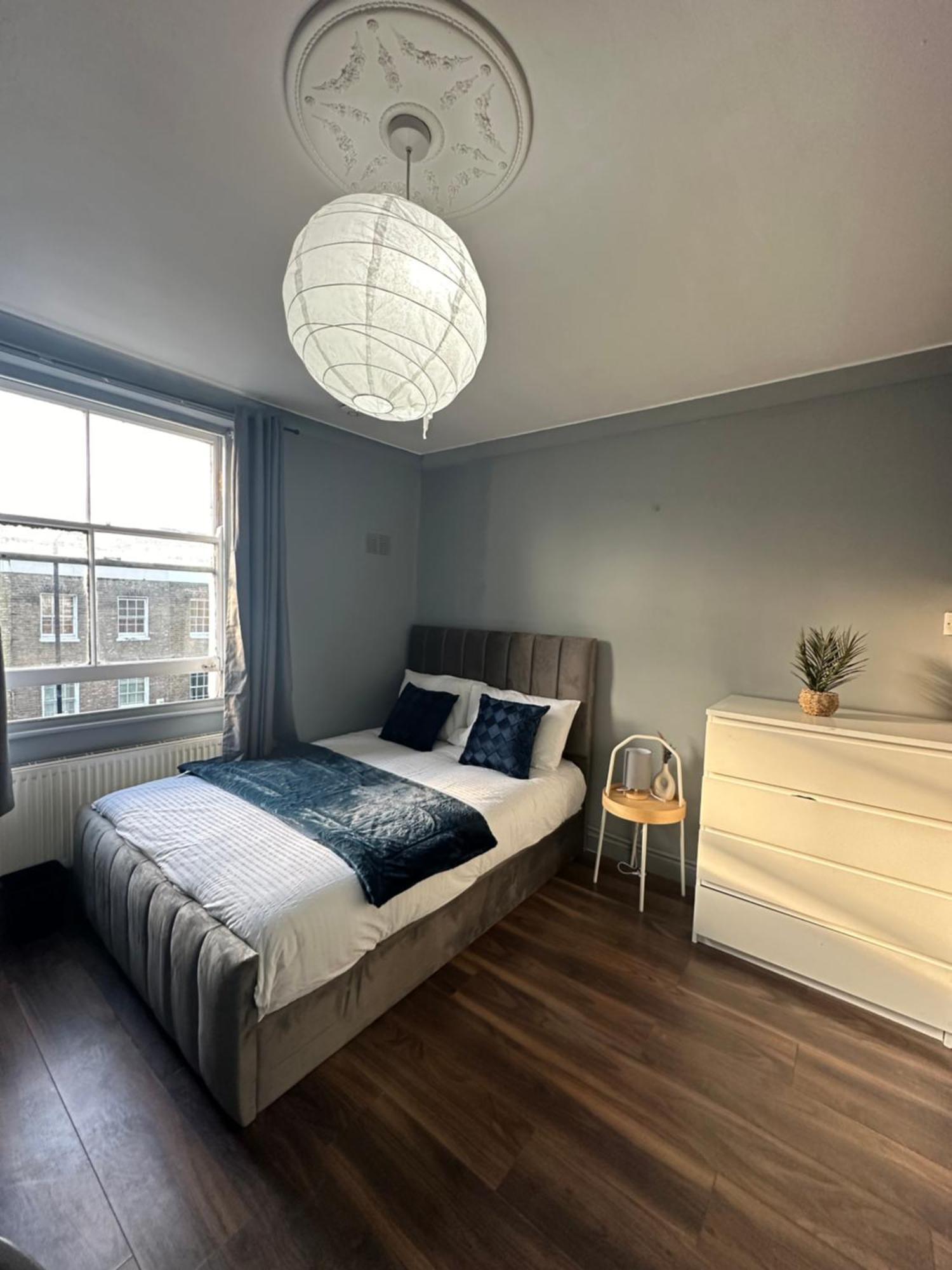 Luxury Room In A 4 Bedroom Flat! 4 Minutes Walk To Kingscross, St Pancras Лондон Екстер'єр фото