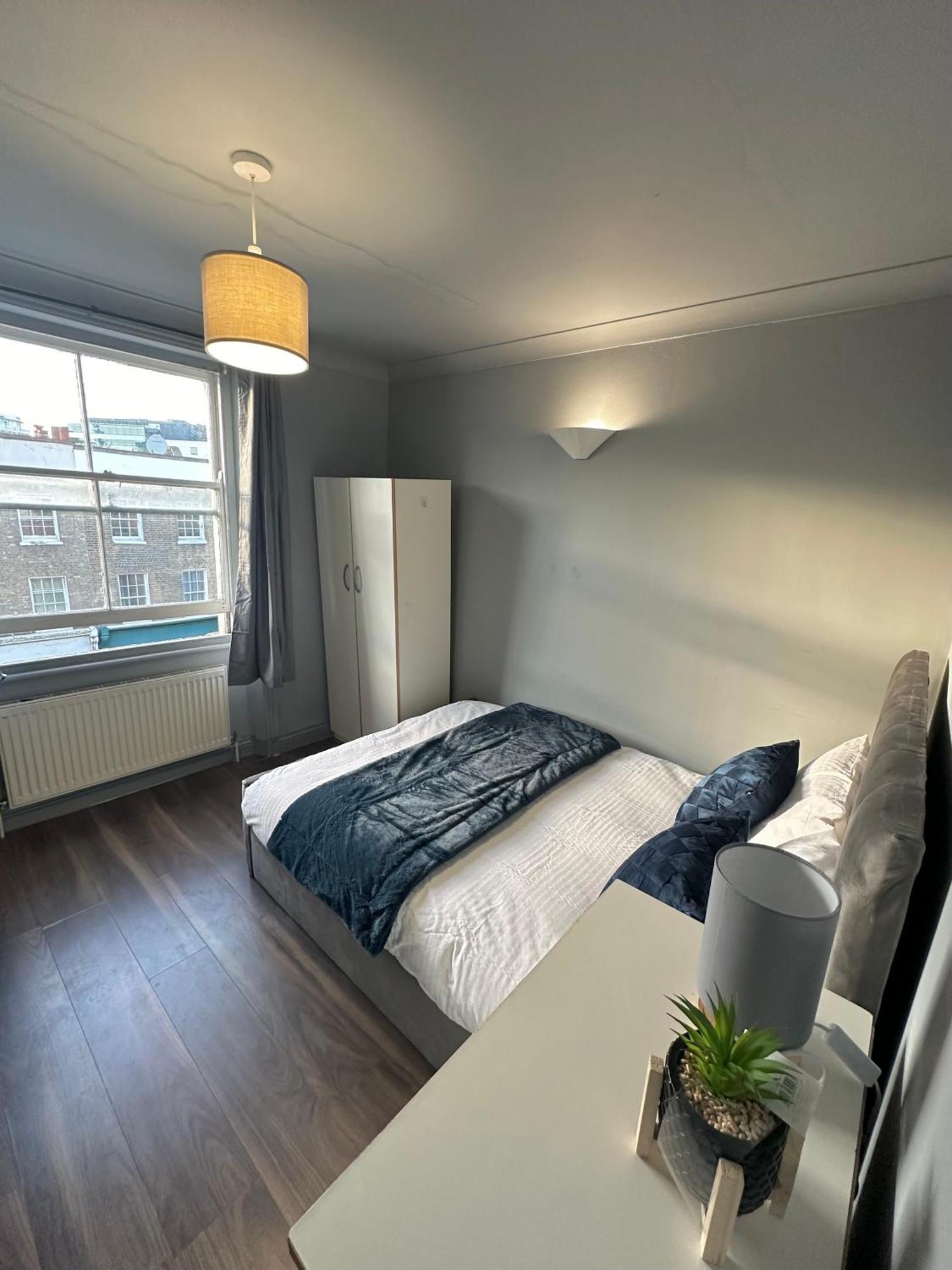 Luxury Room In A 4 Bedroom Flat! 4 Minutes Walk To Kingscross, St Pancras Лондон Екстер'єр фото
